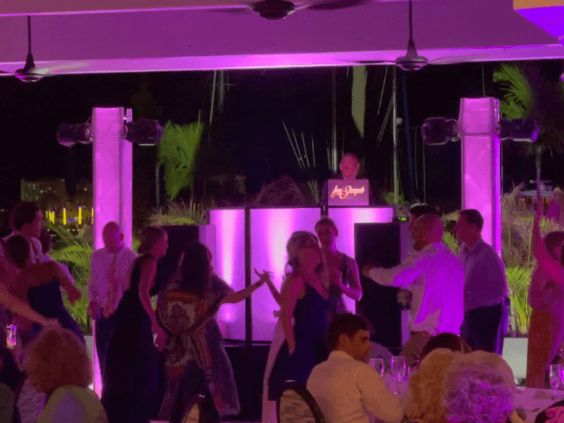 What do You Need for a Wedding DJ Setup? What do You Need for a Wedding DJ Setup?