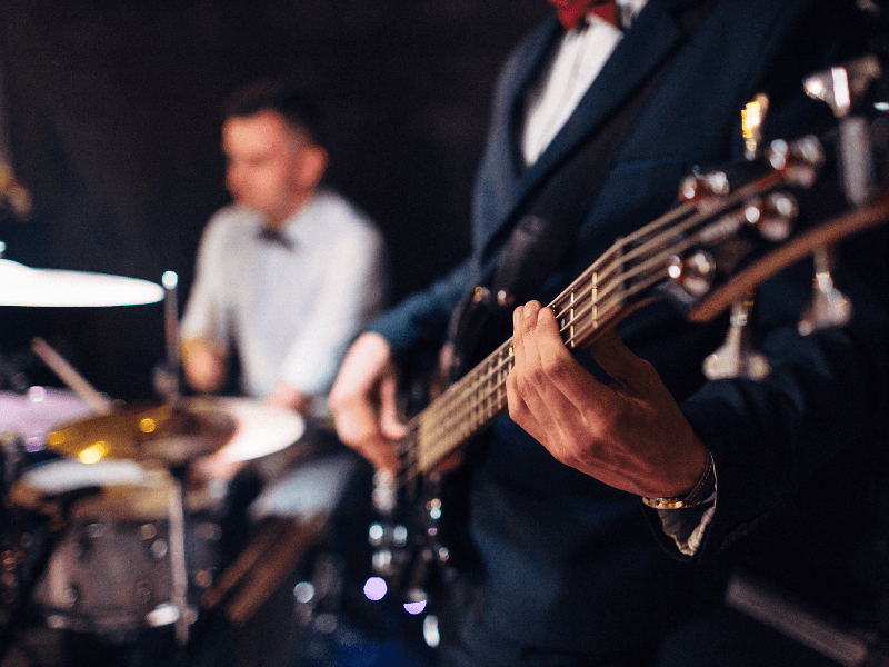How much do wedding music bands cost? How much do wedding music bands cost?